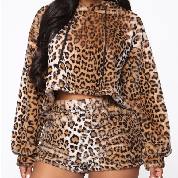 Leopard Hoodie & Shorts Set - Picture 1 of 4